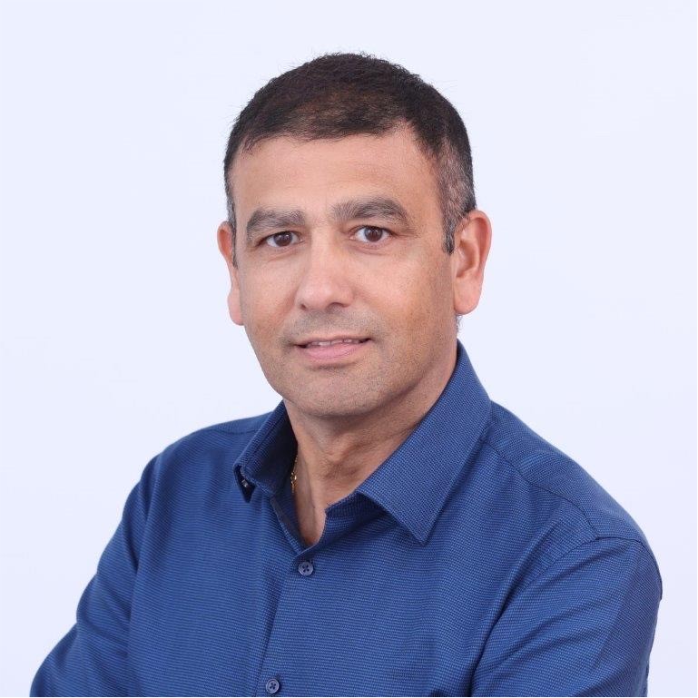 Yossi Vdnagra